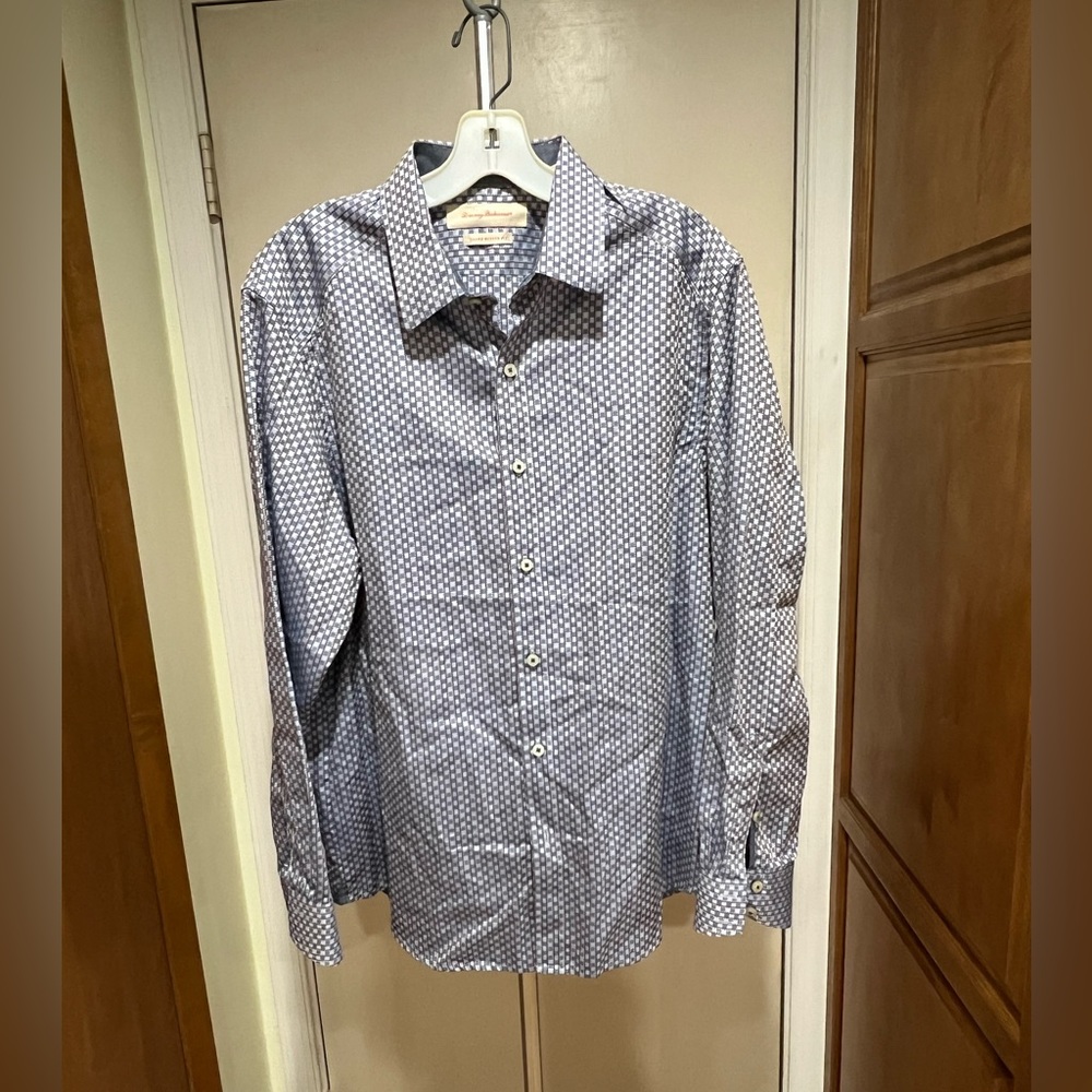 Tommy Bahama Island Modern Fit Long Sleeve Shirt Size Medium